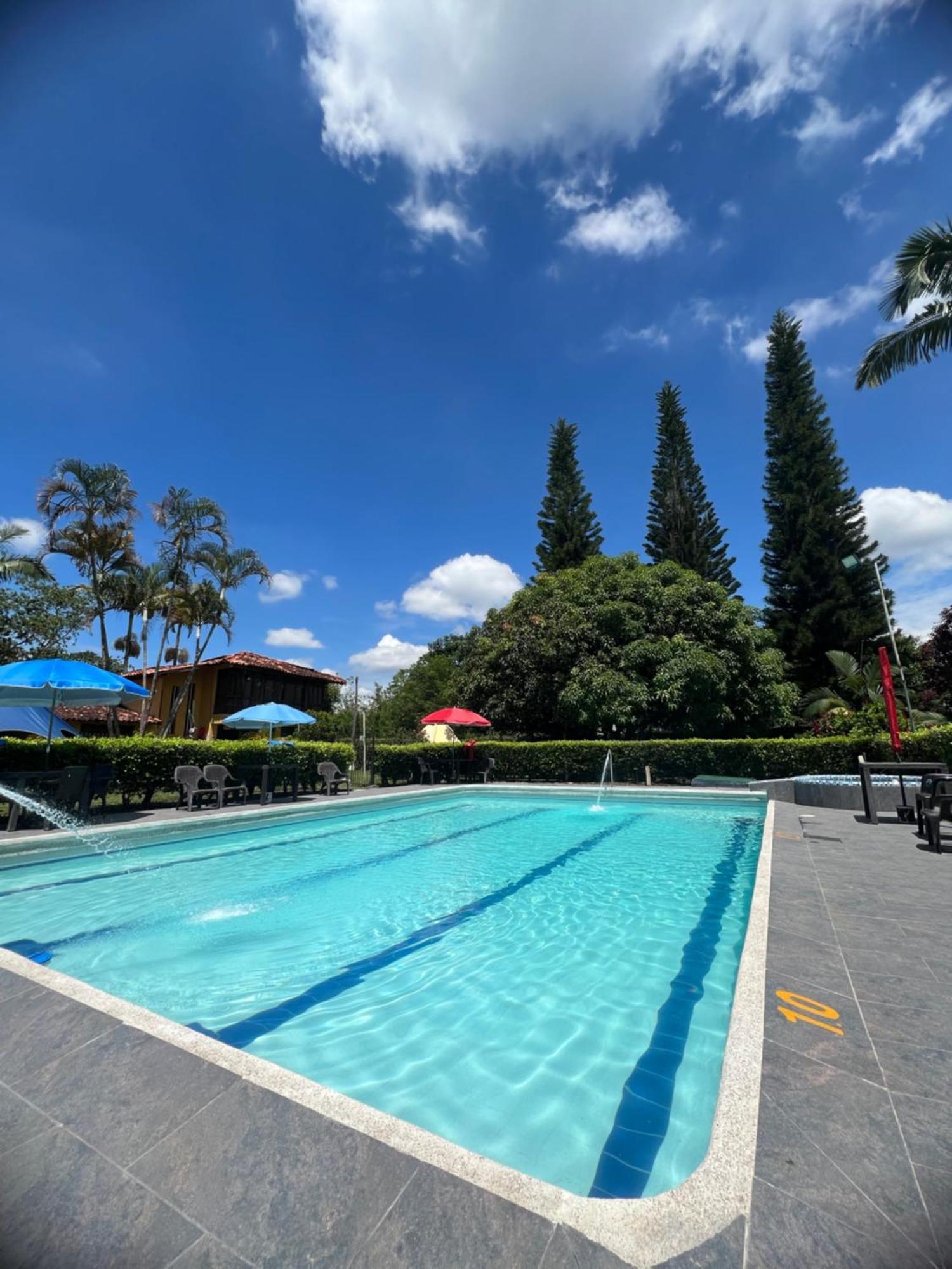Villa Alejandra Del Quindio Calarcá Kültér fotó