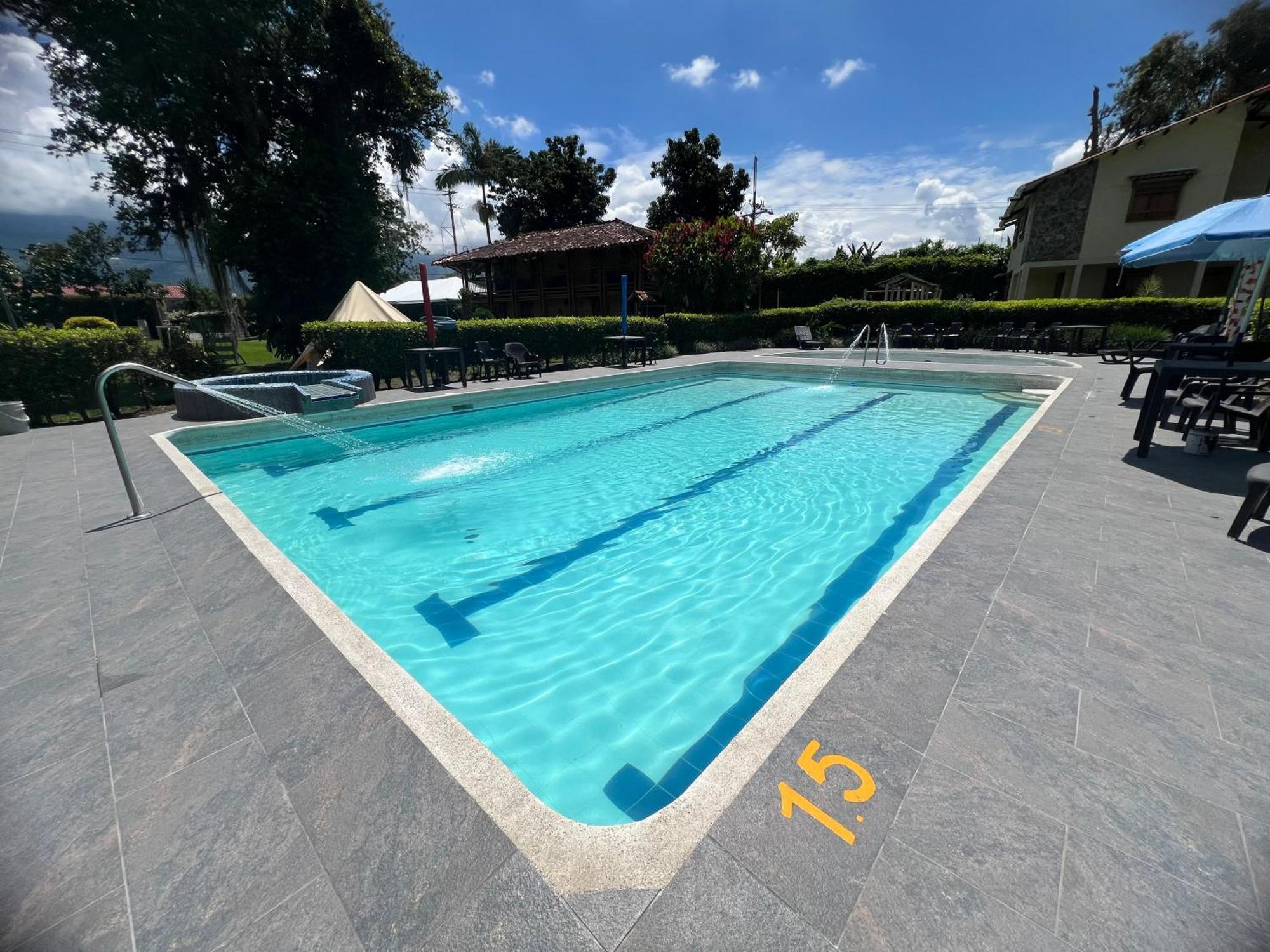 Villa Alejandra Del Quindio Calarcá Kültér fotó