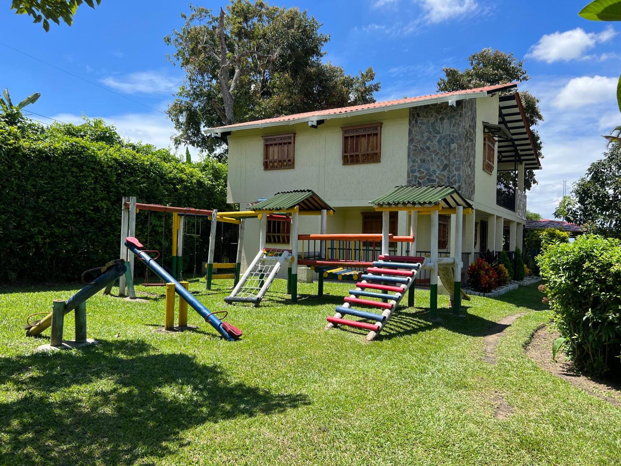 Villa Alejandra Del Quindio Calarcá Kültér fotó